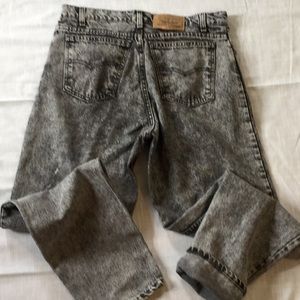 Vintage Black acid wash Levi’s 550 Jean 36 x 32